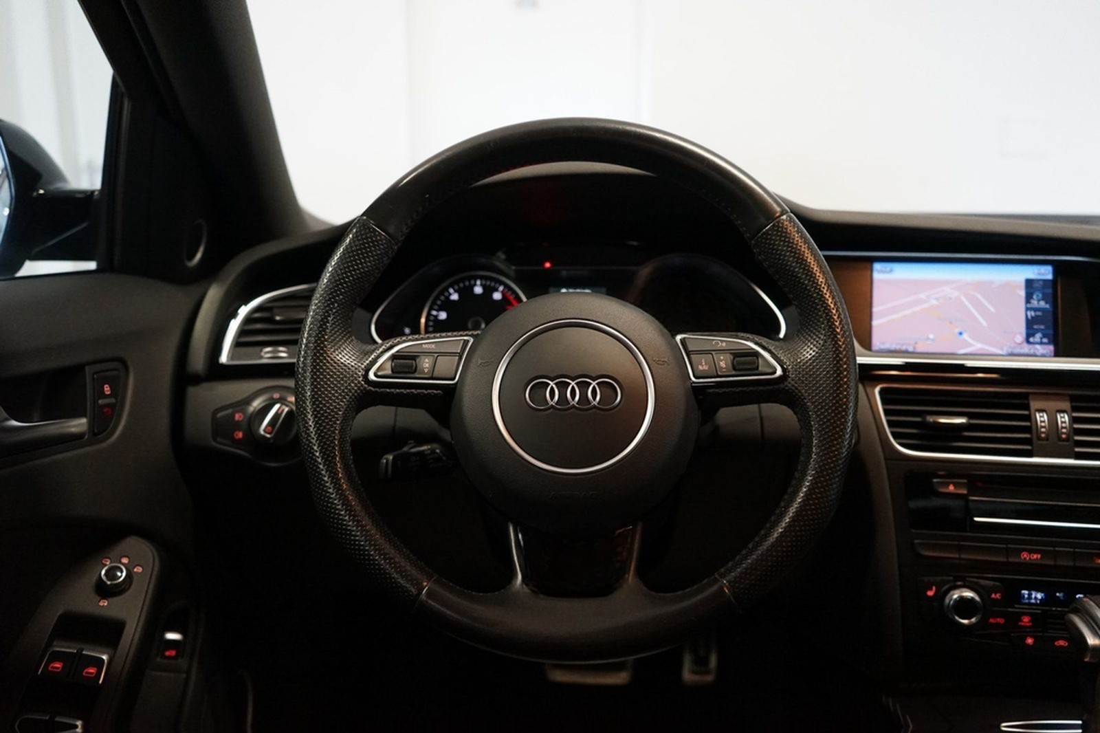 Audi A4 2.0 TFSI Avant|S LINE|RS-SITZE|PANO|B&O|SH foto 9