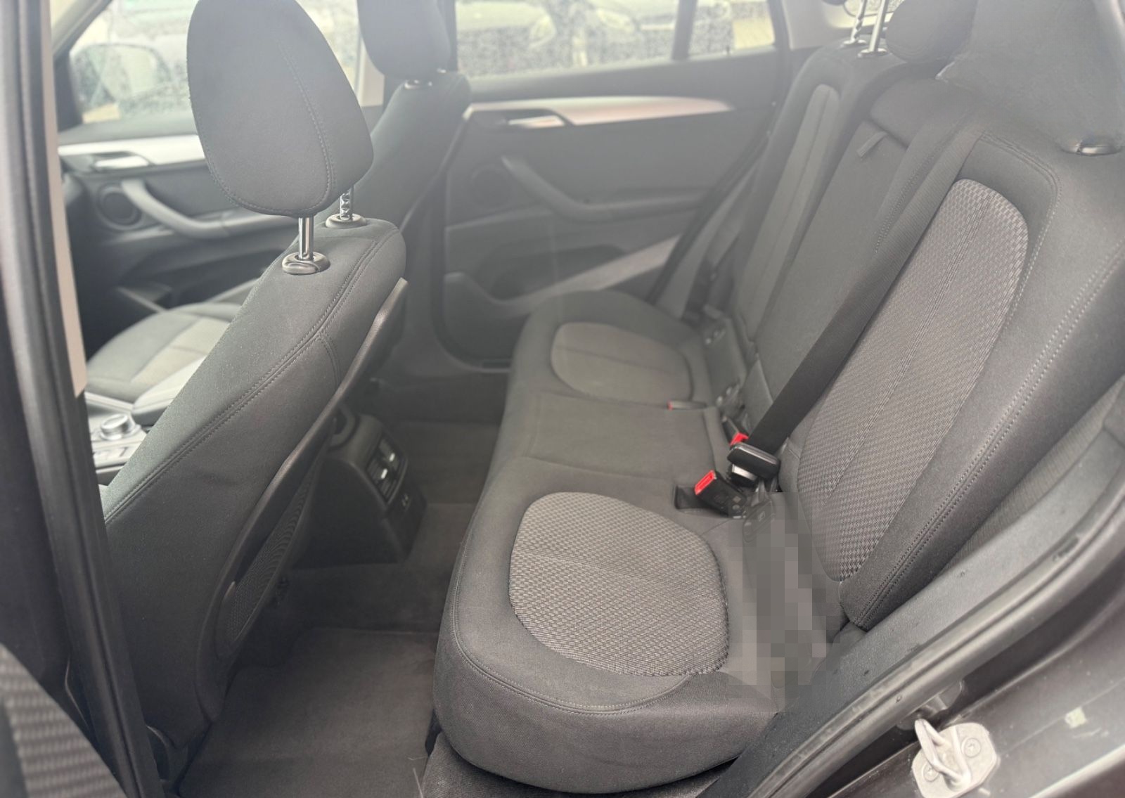 BMW X1 sDrive 18 i Advantage foto 11