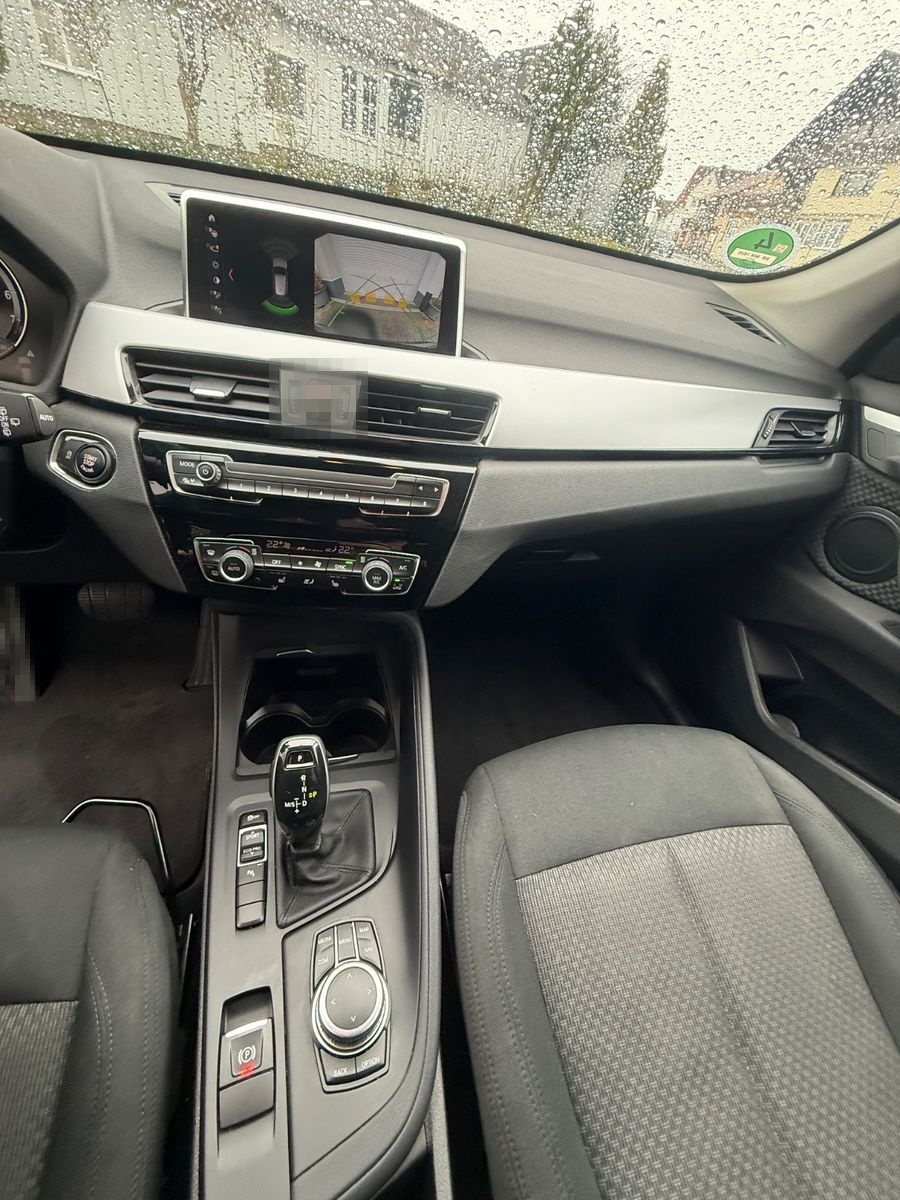 BMW X1 sDrive 18 i Advantage foto 16
