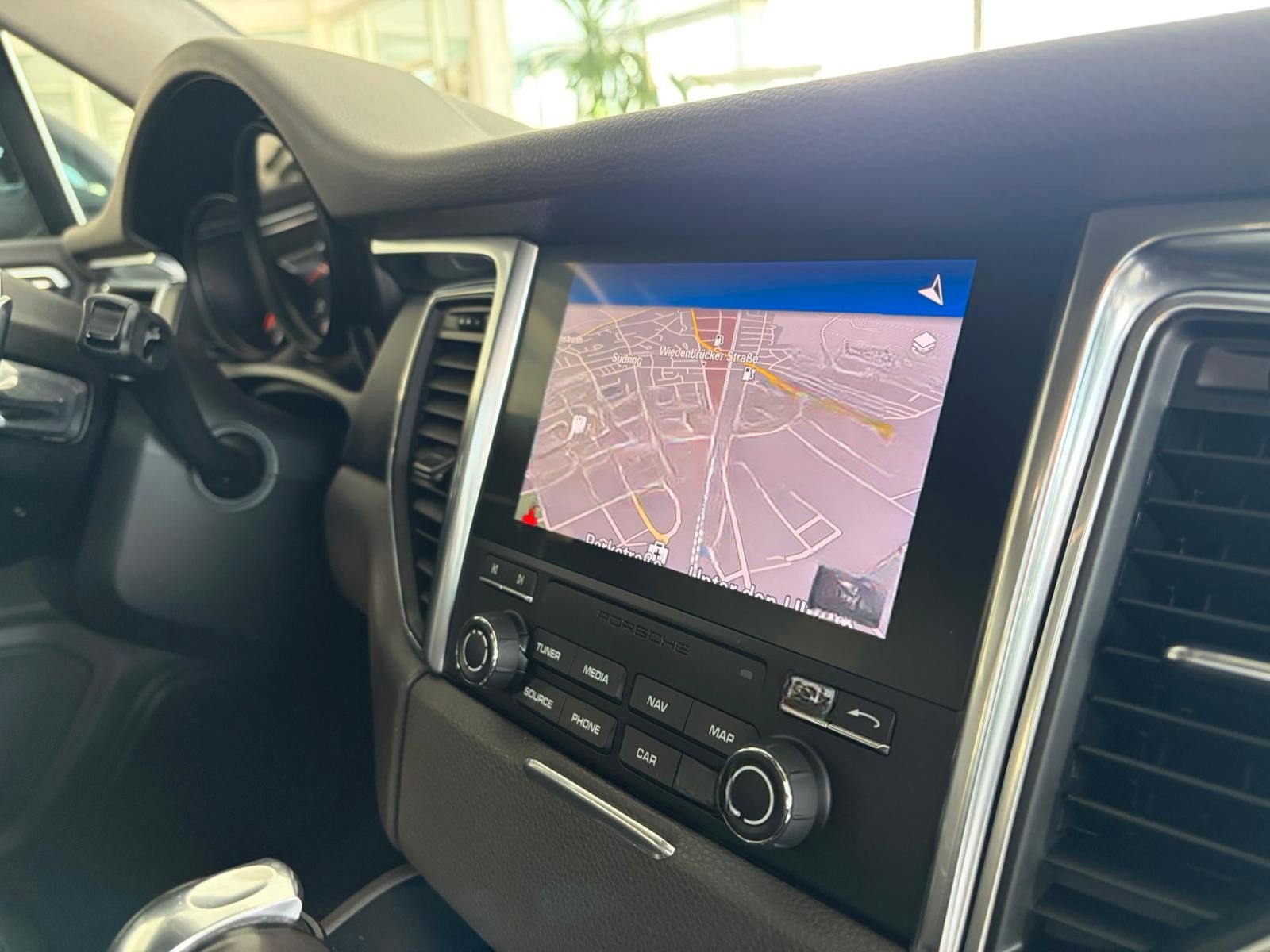 Porsche Macan Panorama Kamera CarPlay Leder Braun foto 17