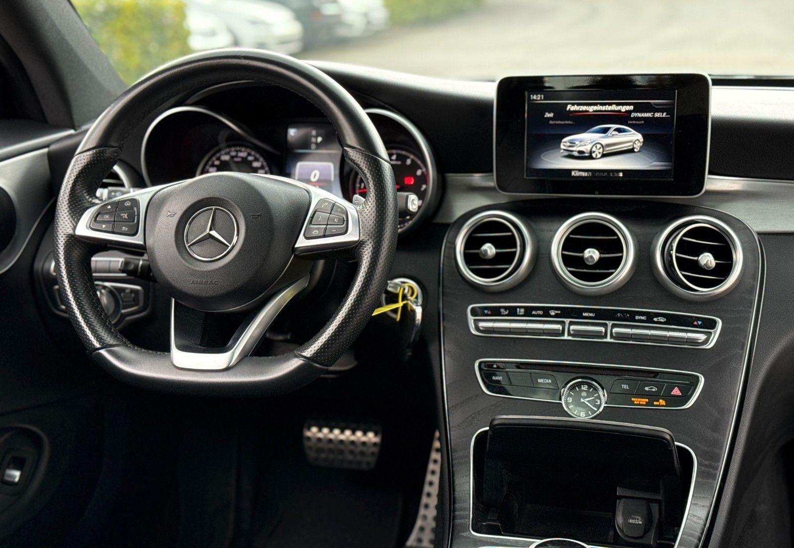 Mercedes-Benz C 200 Coupe Edition 1 AMG Paket*Navi*Panorama* foto 29