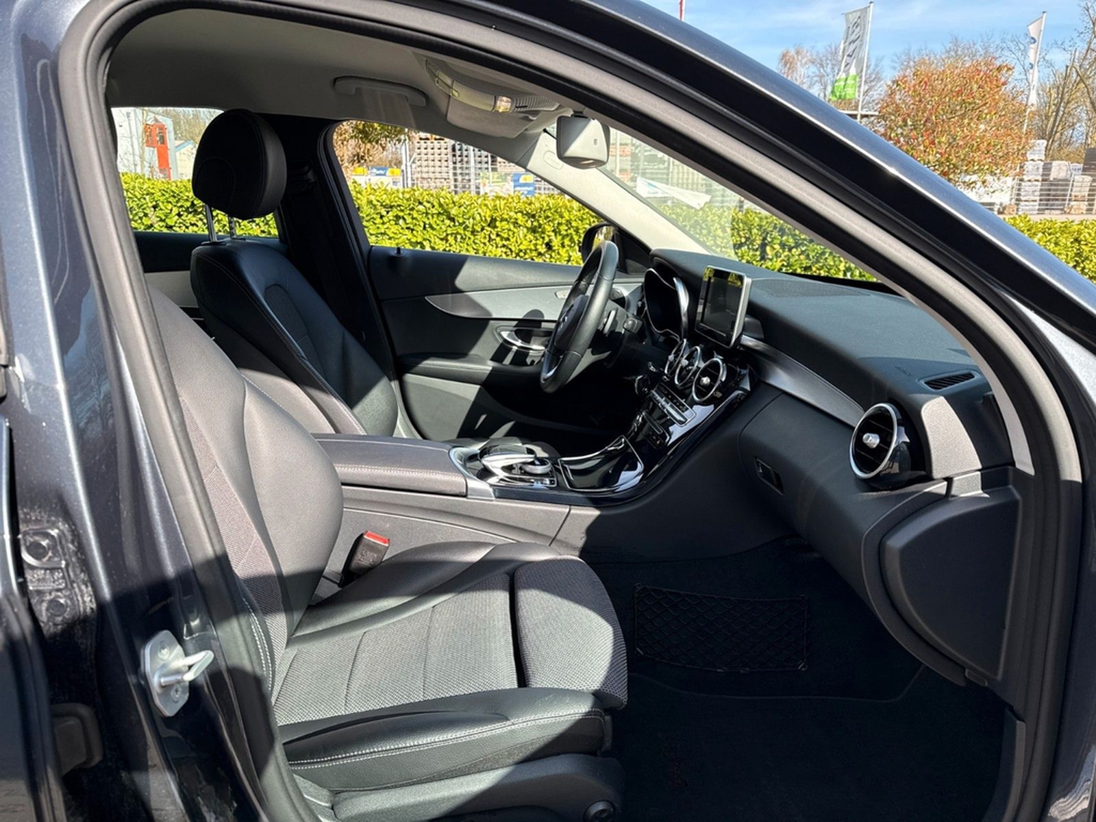 Mercedes-Benz C 180 CGI*Avantgarde*Multibeam Led*Ambiente* foto 22