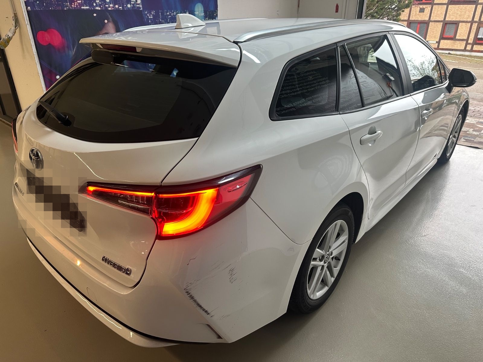Toyota Corolla Touring Sports Hybrid Business Edition foto 4