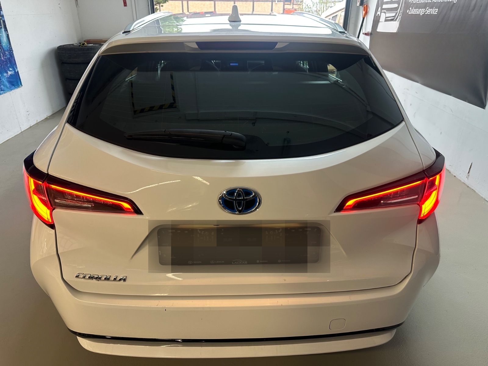 Toyota Corolla Touring Sports Hybrid Business Edition foto 5