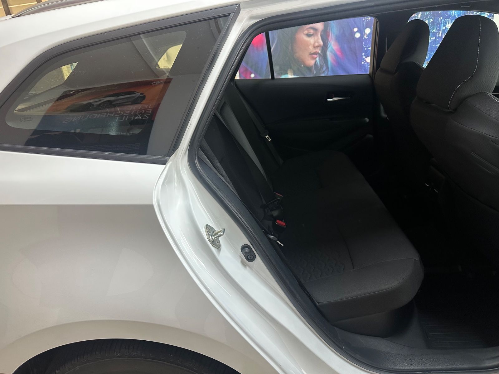 Toyota Corolla Touring Sports Hybrid Business Edition foto 10