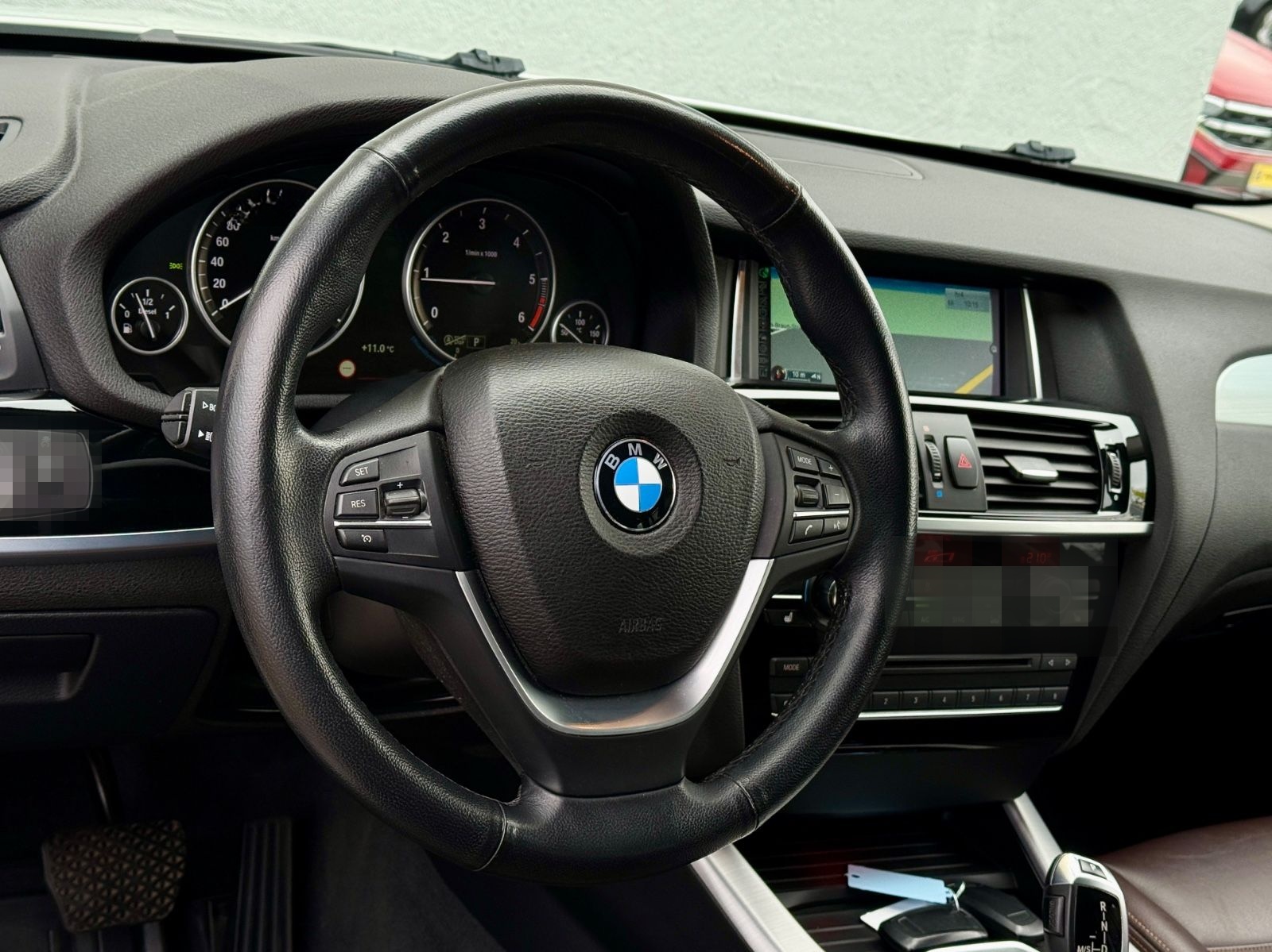 BMW X3 xDrive 20d xLine AHK Voll Leder Navi ParkAss foto 14