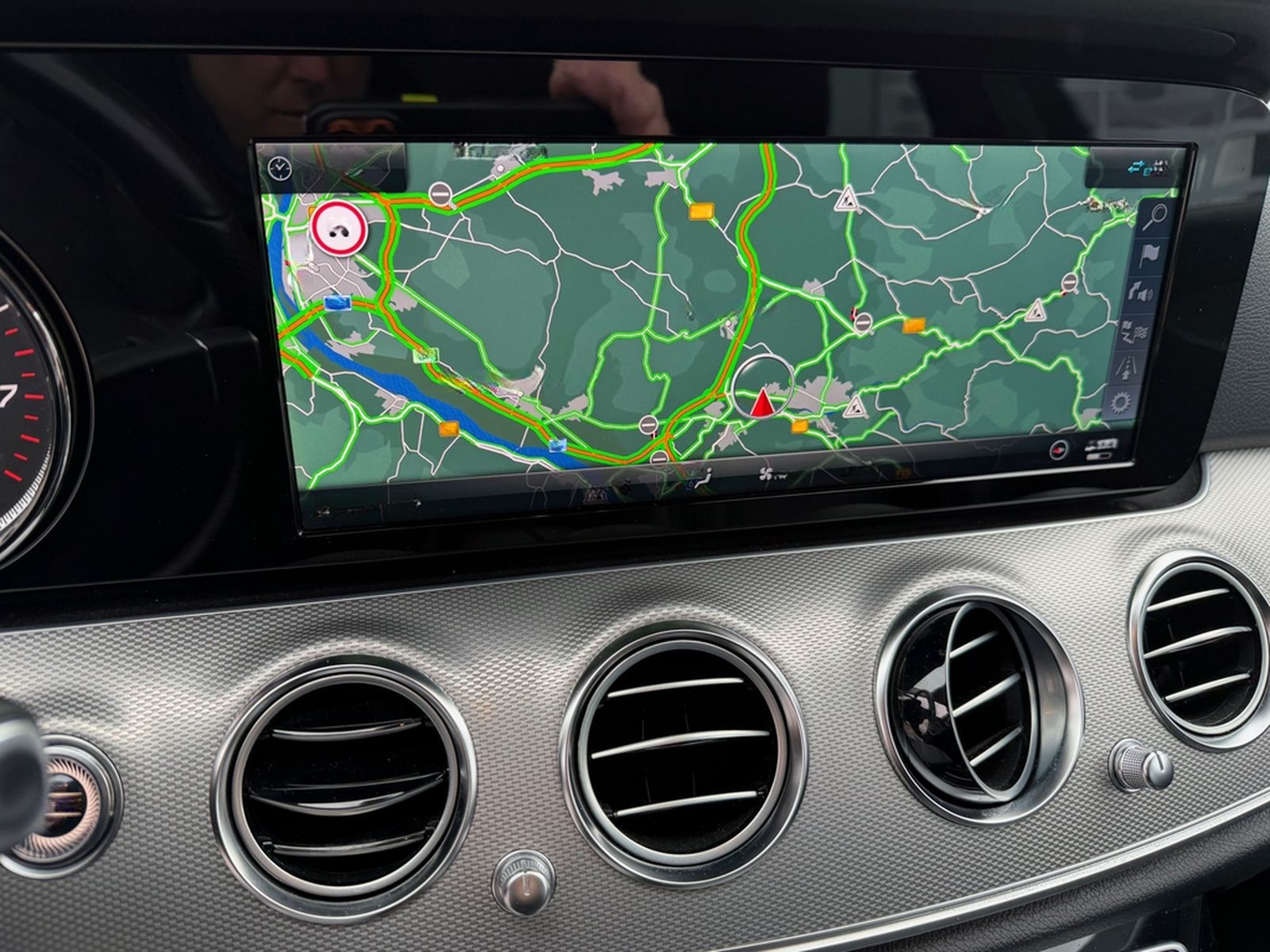 Mercedes-Benz E 200 AVATNGARDE+LED SCHEINWERFER+R-KAMERA+ foto 12