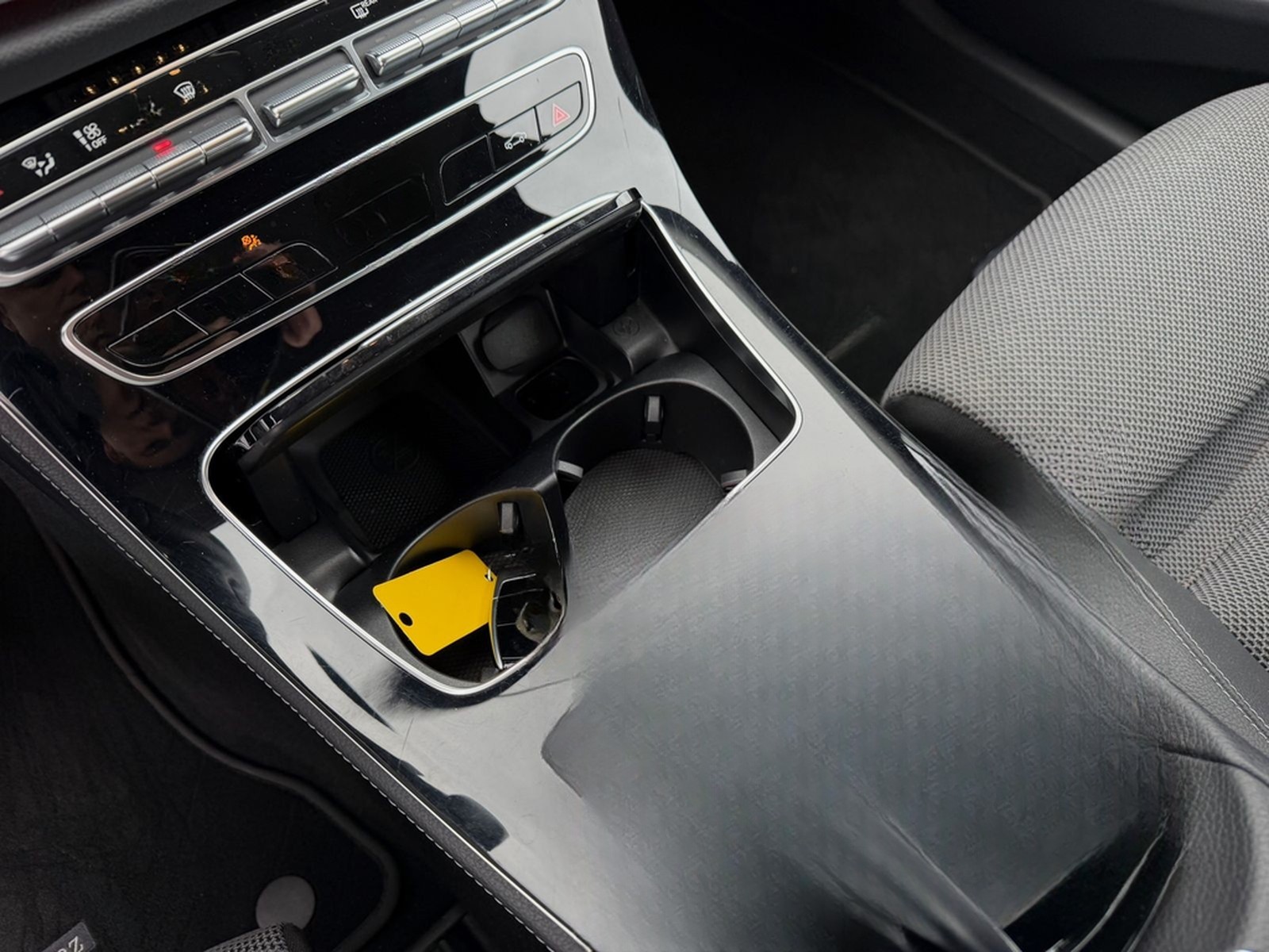 Mercedes-Benz E 200 AVATNGARDE+LED SCHEINWERFER+R-KAMERA+ foto 13