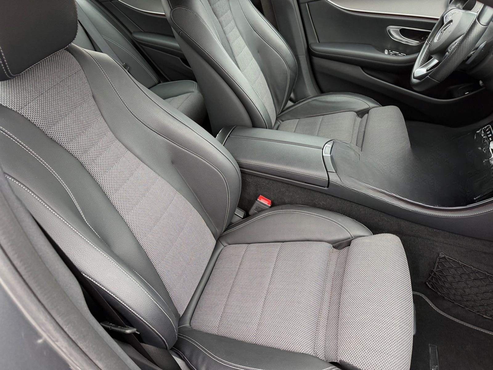 Mercedes-Benz E 200 AVATNGARDE+LED SCHEINWERFER+R-KAMERA+ foto 22