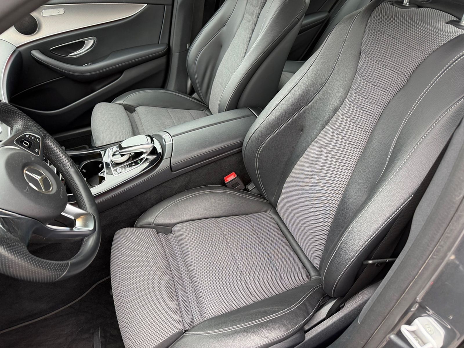 Mercedes-Benz E 200 AVATNGARDE+LED SCHEINWERFER+R-KAMERA+ foto 7