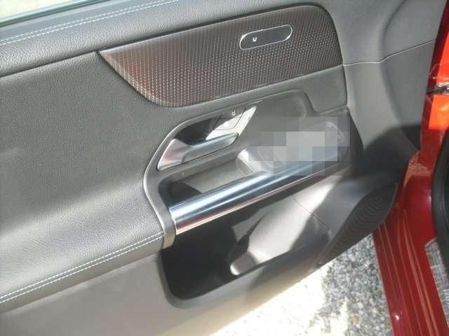 Mercedes-Benz B 200 B 200 (247.087) foto 15