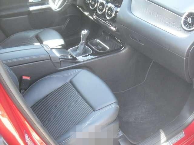 Mercedes-Benz B 200 B 200 (247.087) foto 9