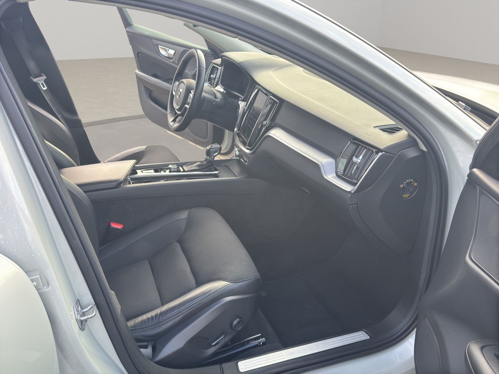 Volvo V60 Kombi Momentum foto 12