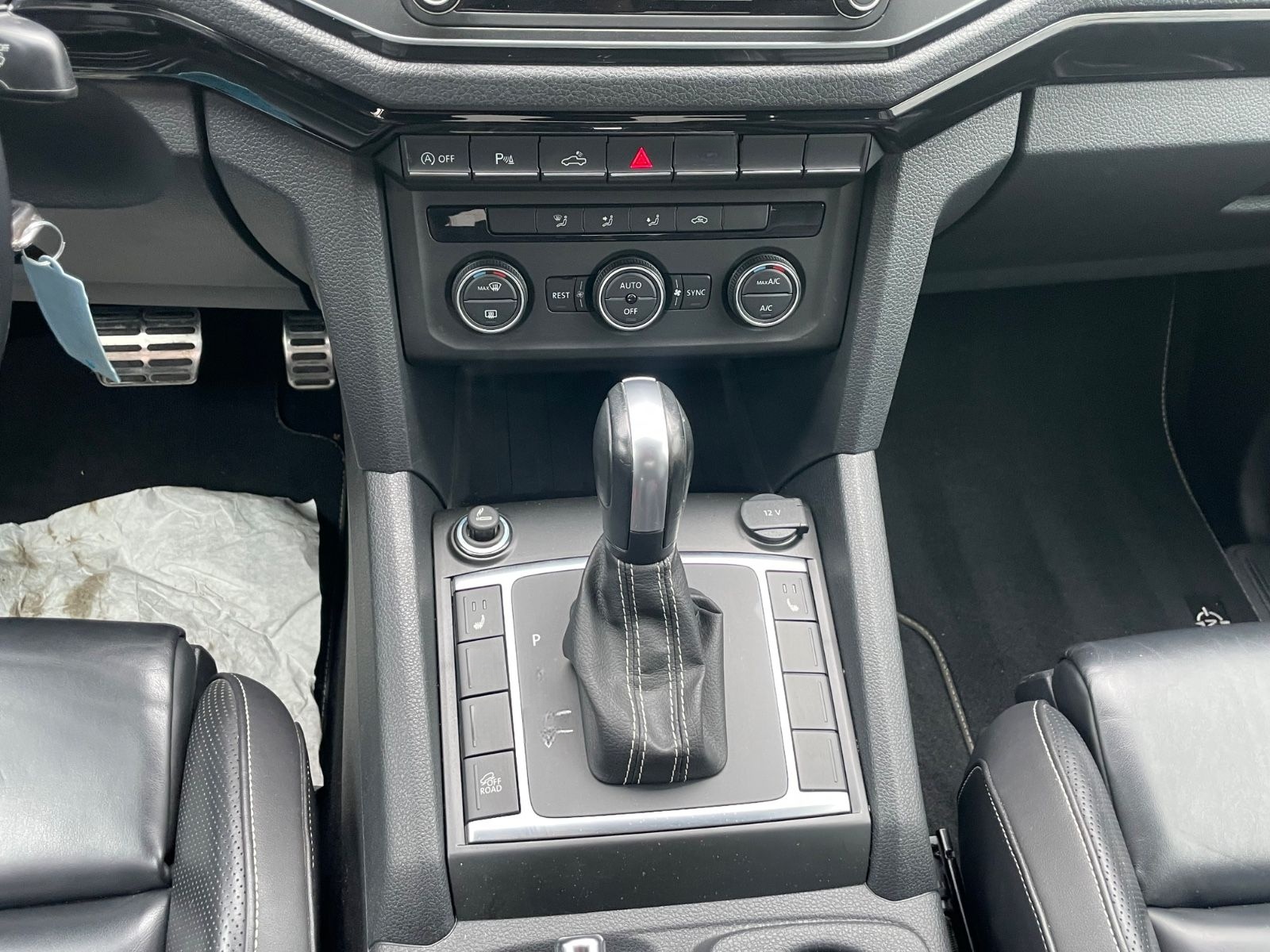 Volkswagen Amarok Aventura DoubleCab 4Motion 1. Hand HU neu foto 13