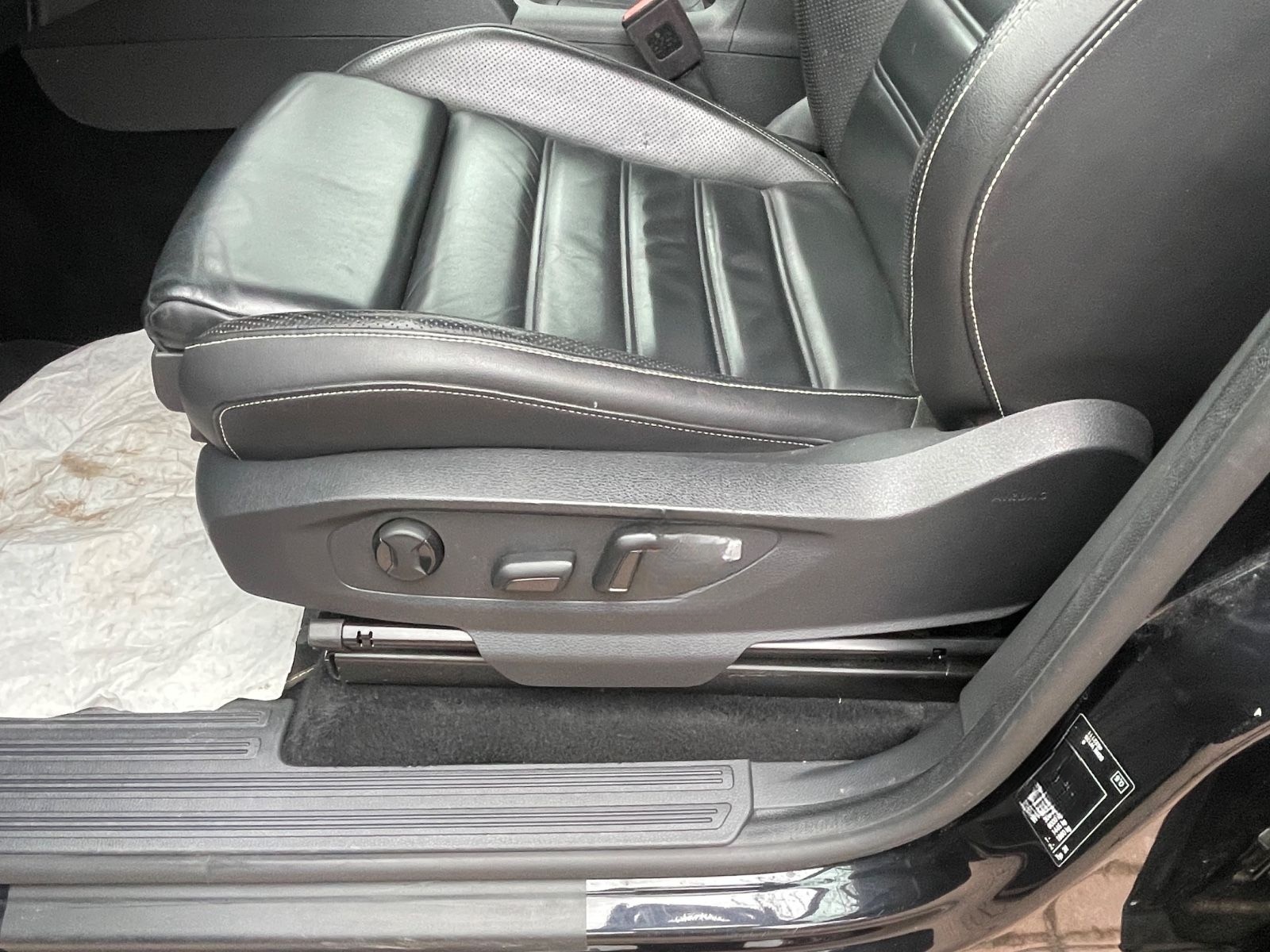 Volkswagen Amarok Aventura DoubleCab 4Motion 1. Hand HU neu foto 16