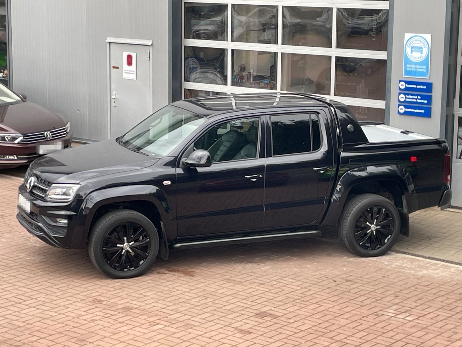 Volkswagen Amarok Aventura DoubleCab 4Motion 1. Hand HU neu foto 23