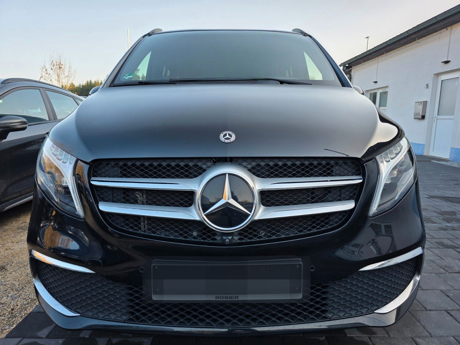 Mercedes-Benz V 300 d AVANTGARDE lang foto 2