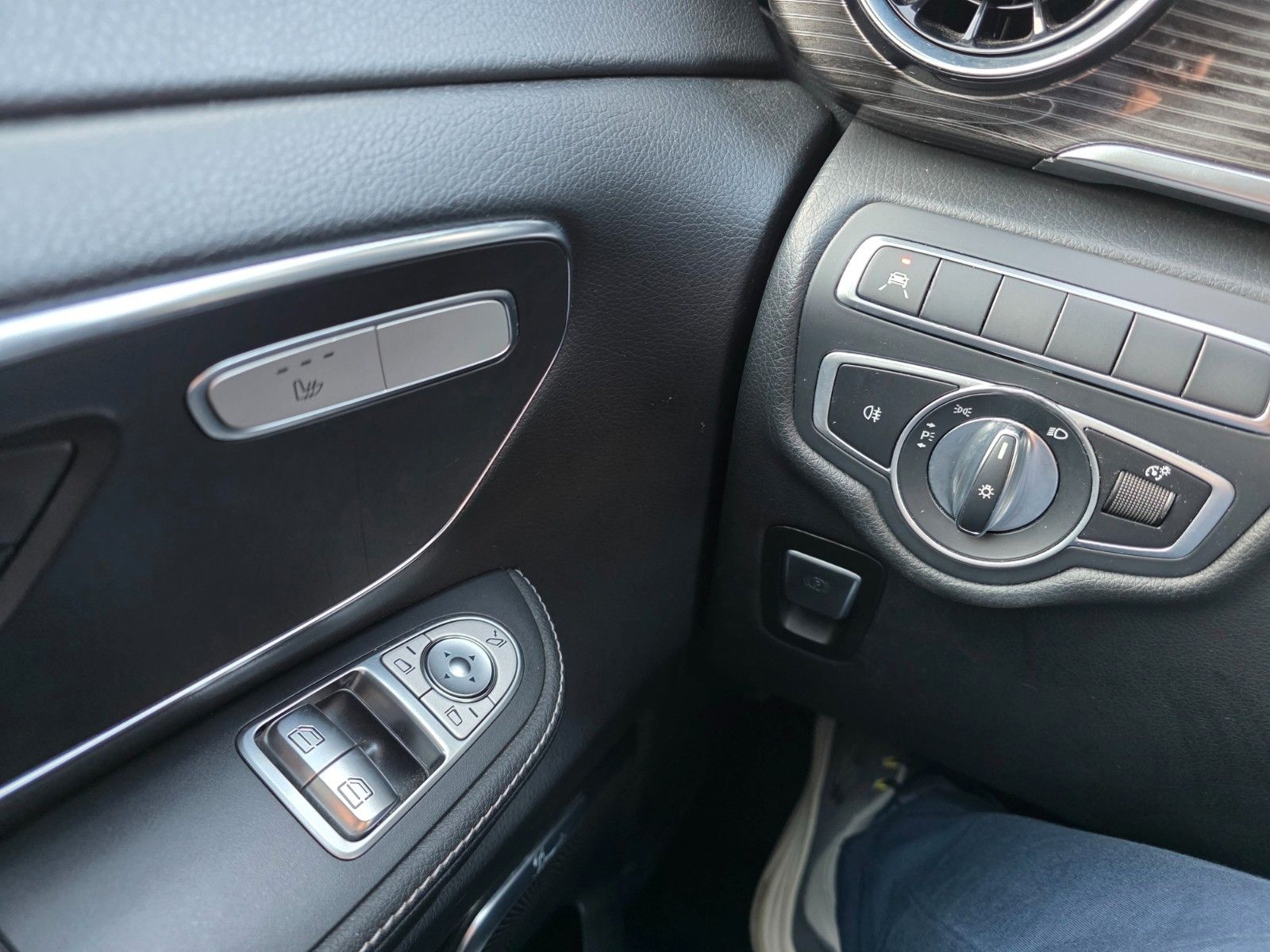 Mercedes-Benz V 300 d AVANTGARDE lang foto 16