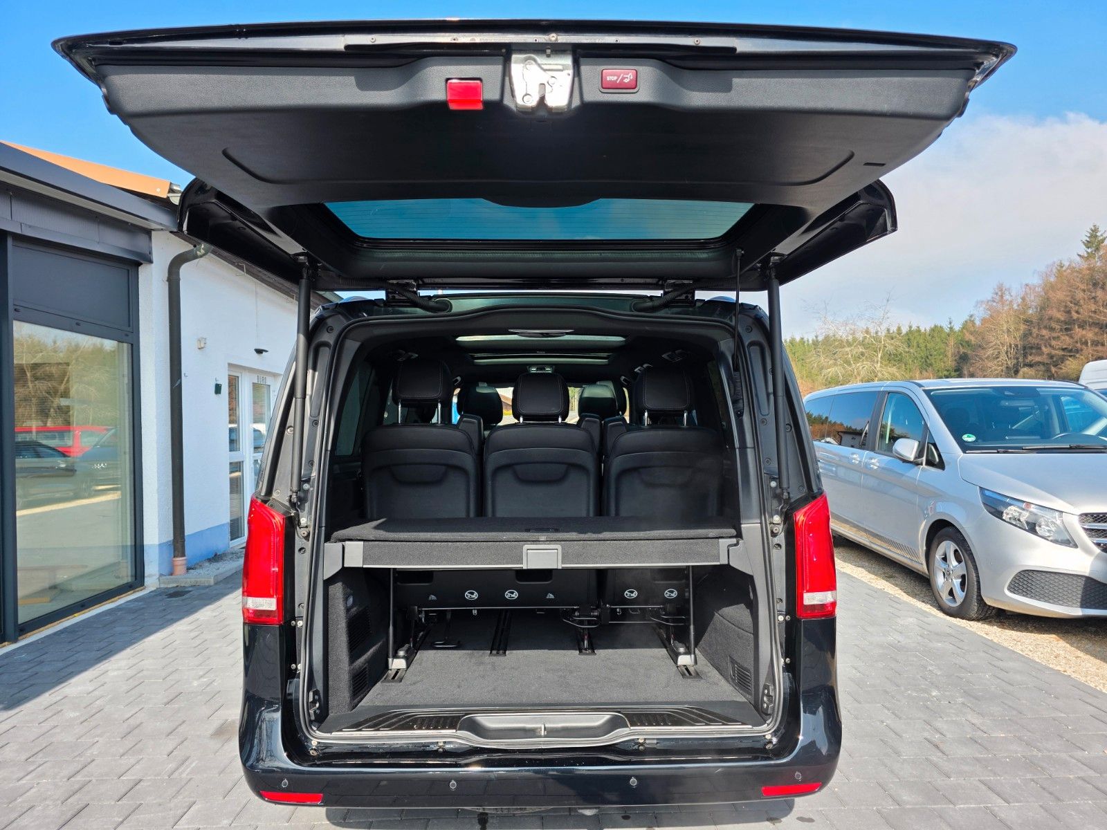 Mercedes-Benz V 300 d AVANTGARDE lang foto 24