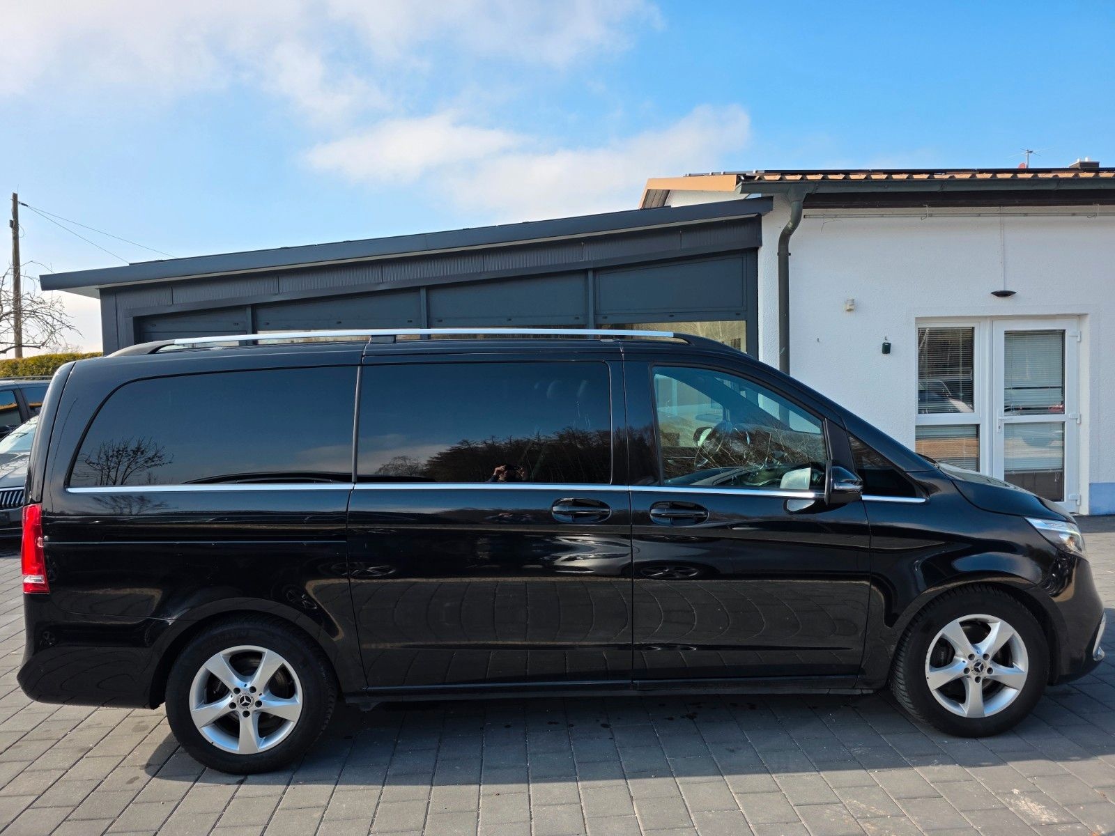 Mercedes-Benz V 300 d AVANTGARDE lang foto 5