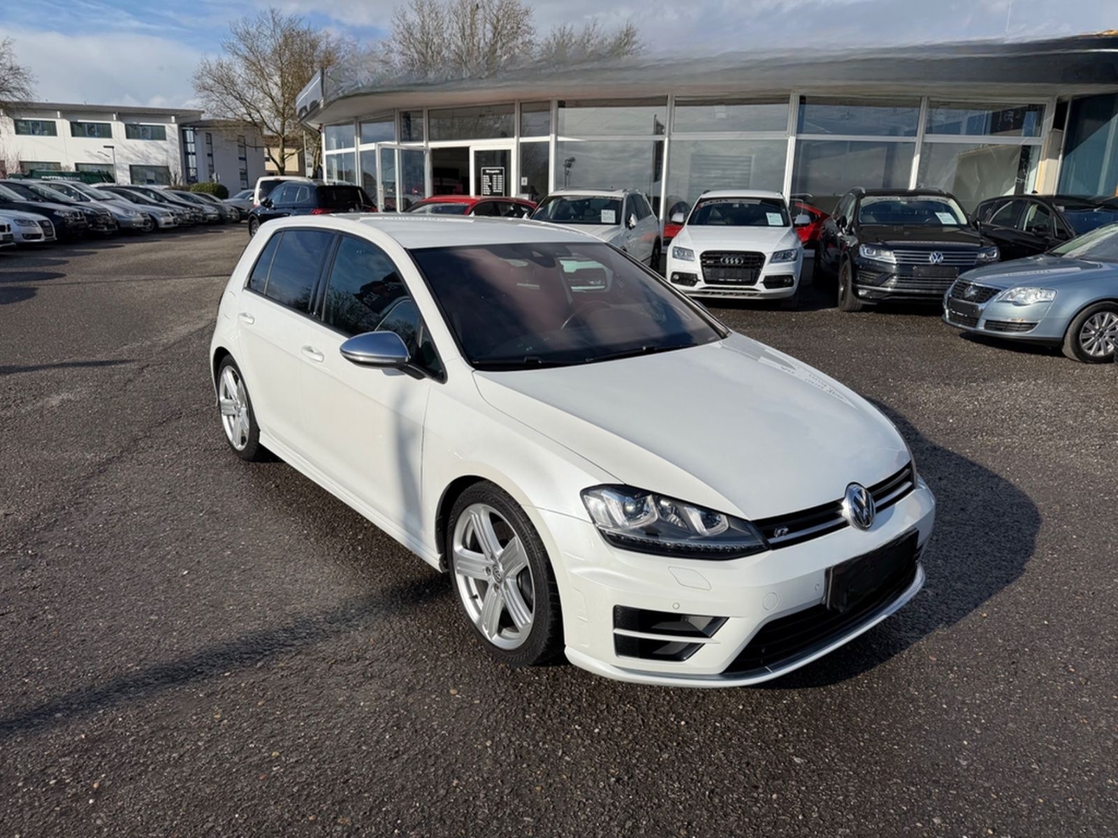 Volkswagen Golf VII Lim R 4Motion DSG LED Navi Kamera Leder foto 3