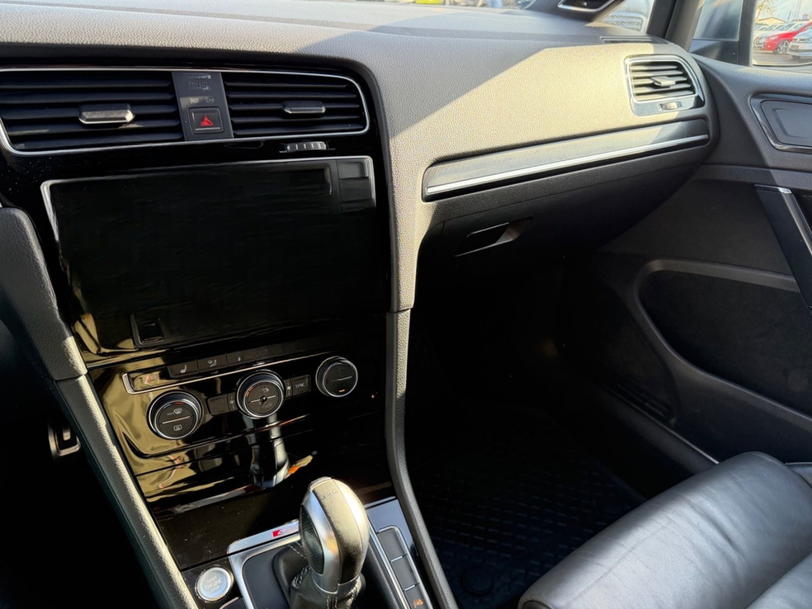 Volkswagen Golf VII Lim R 4Motion DSG LED Navi Kamera Leder foto 22