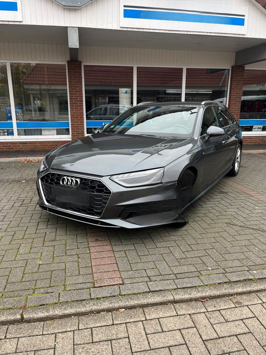 Audi A4 Avant 40 TDI S line, Navi, AHK, elek-Klappe foto 2