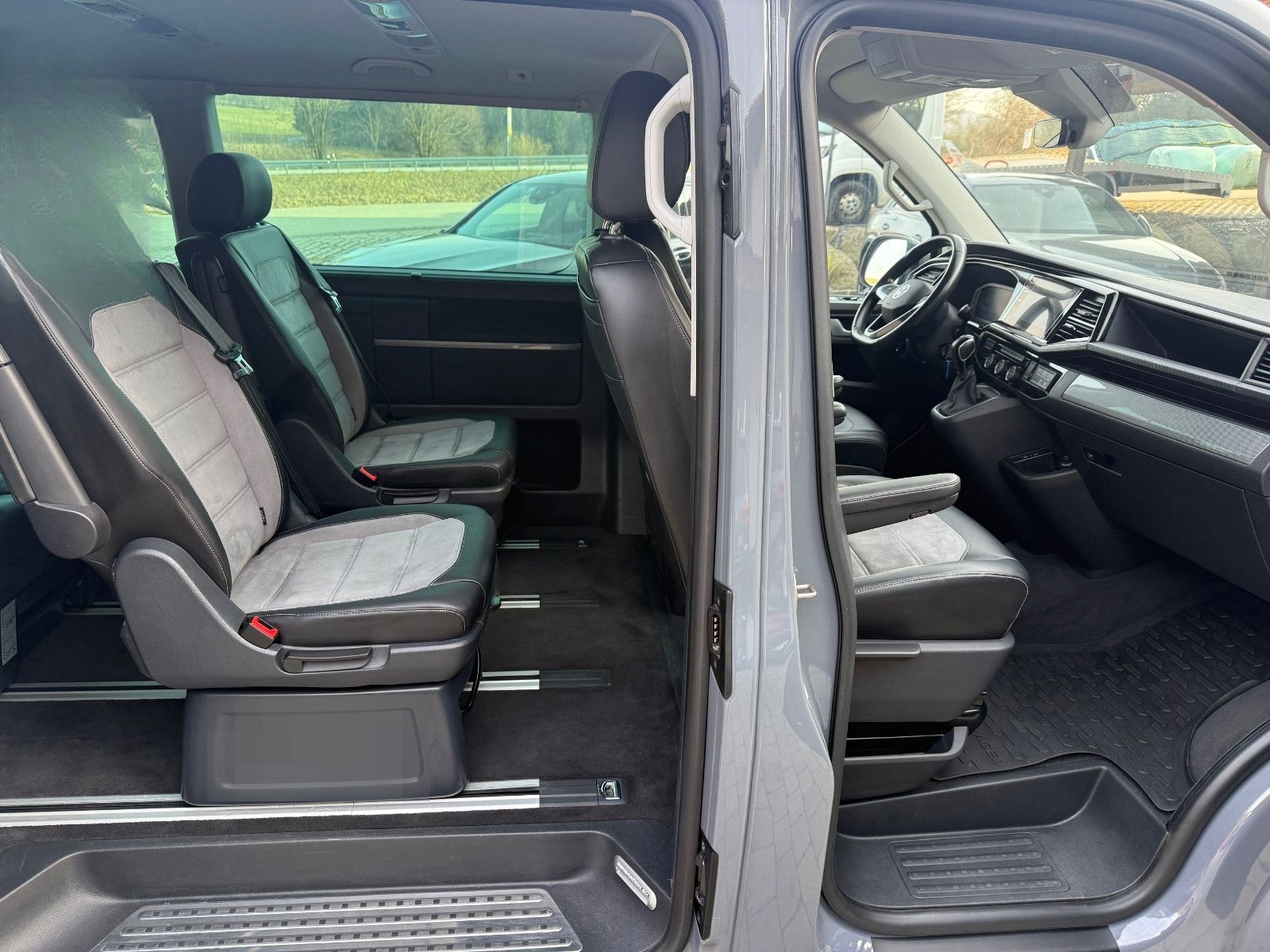 Volkswagen T6.1 Multivan 4 Motion Generation Six ACC/AHK/VC foto 5
