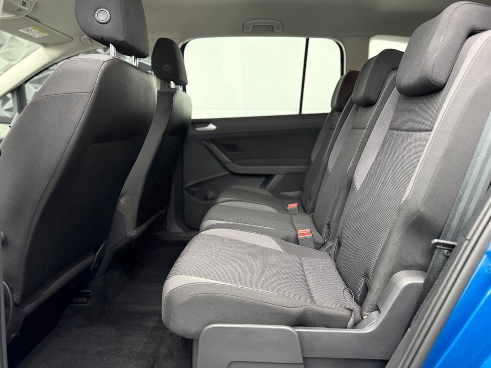 Volkswagen Touran 1.6 TDI DSG 1.HAND*AHK*SCHECKHEFT*KLIMA foto 33