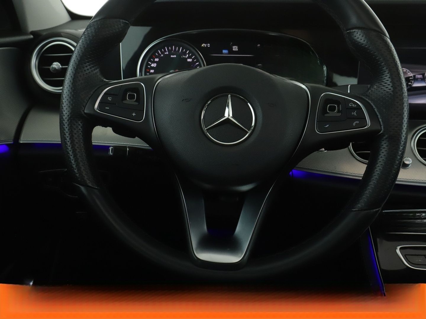 Mercedes-Benz E 250 Avantgarde Aut.*LED*NAVI*TEMPO*CAM*PDC*SHZ foto 19