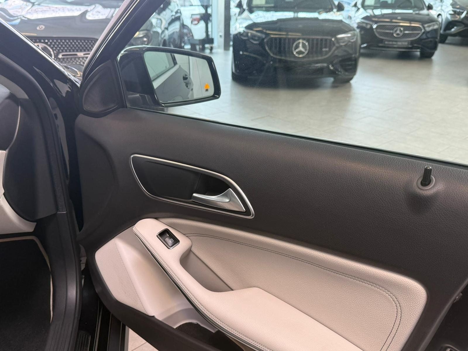 Mercedes-Benz GLA 250 4M Urban COMAND+PANO+KAMERA+TOTW+SPURPKT foto 17
