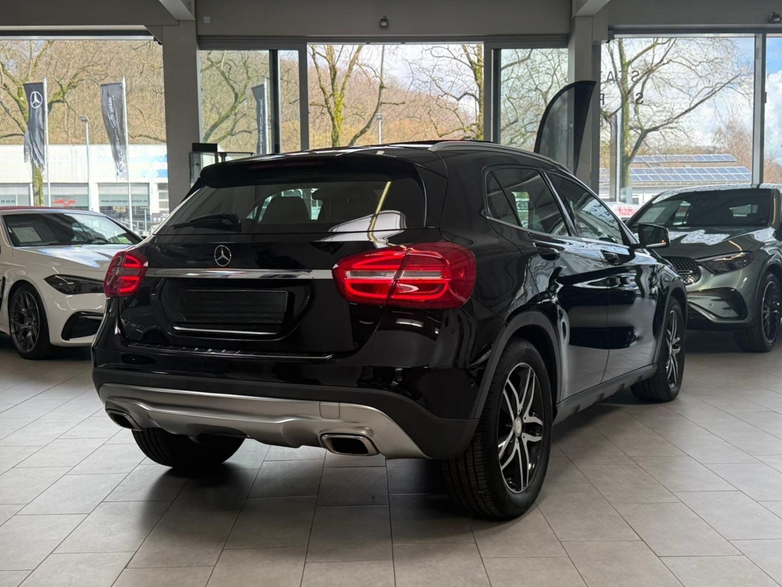 Mercedes-Benz GLA 250 4M Urban COMAND+PANO+KAMERA+TOTW+SPURPKT foto 10
