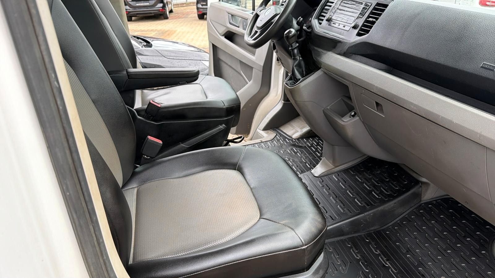 Volkswagen Crafter Pritsche Doppelkabine foto 9