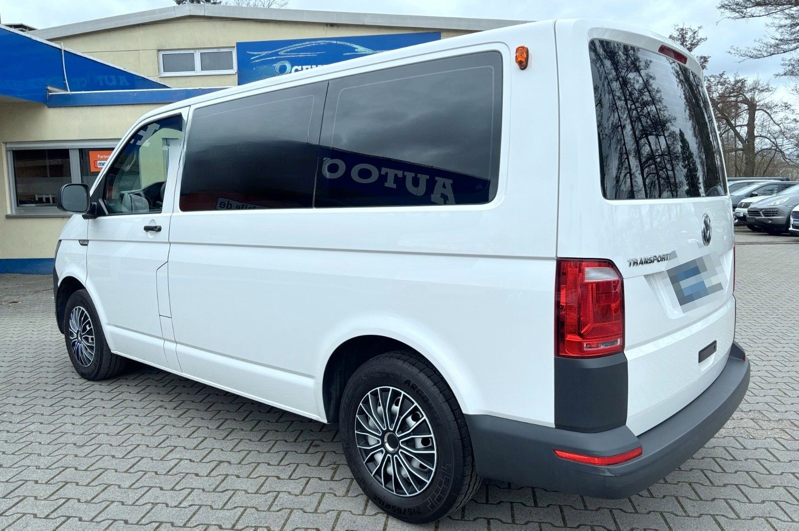 Volkswagen T6 Transporter Kombi*Navi*Cam*9-Sitzer*1-Hand foto 12