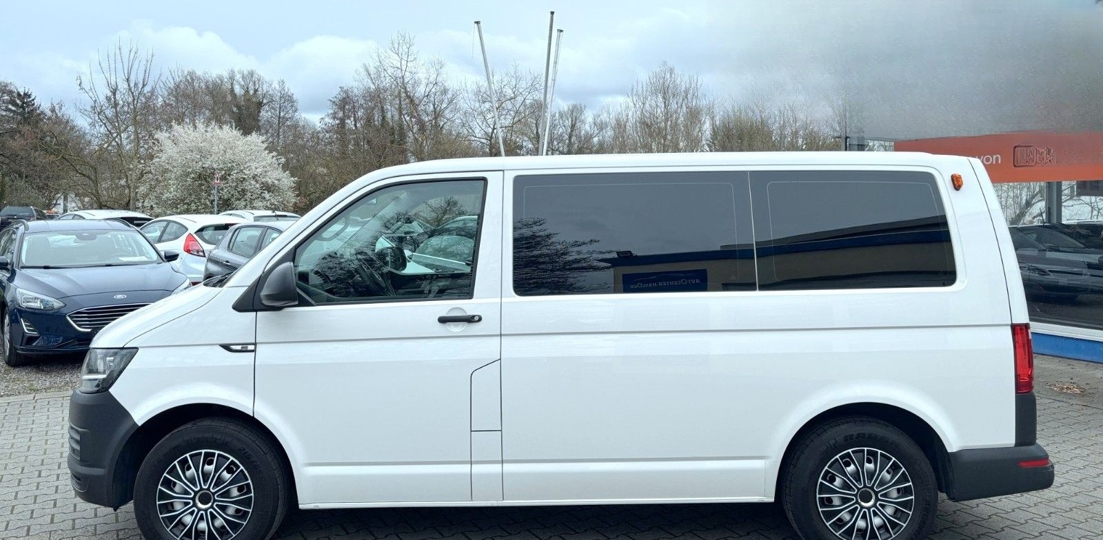 Volkswagen T6 Transporter Kombi*Navi*Cam*9-Sitzer*1-Hand foto 13