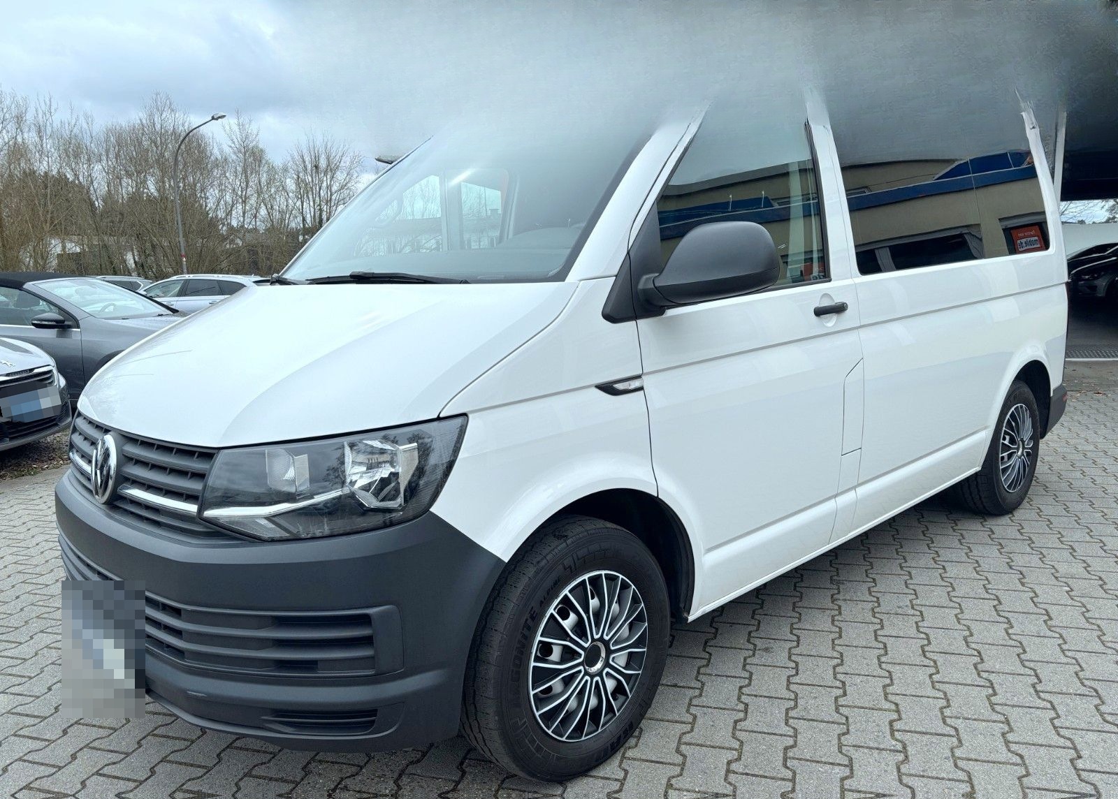 Volkswagen T6 Transporter Kombi*Navi*Cam*9-Sitzer*1-Hand foto 18