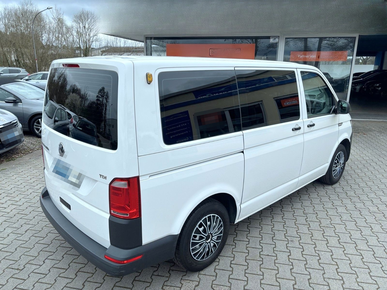 Volkswagen T6 Transporter Kombi*Navi*Cam*9-Sitzer*1-Hand foto 25