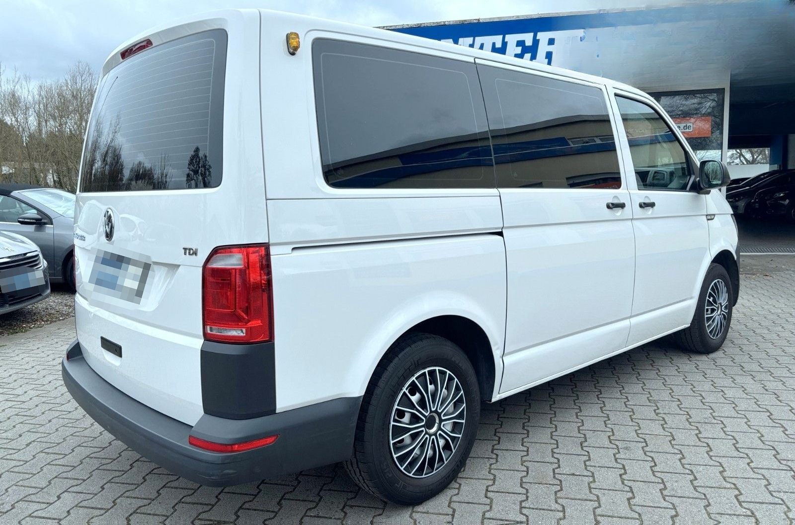 Volkswagen T6 Transporter Kombi*Navi*Cam*9-Sitzer*1-Hand foto 9
