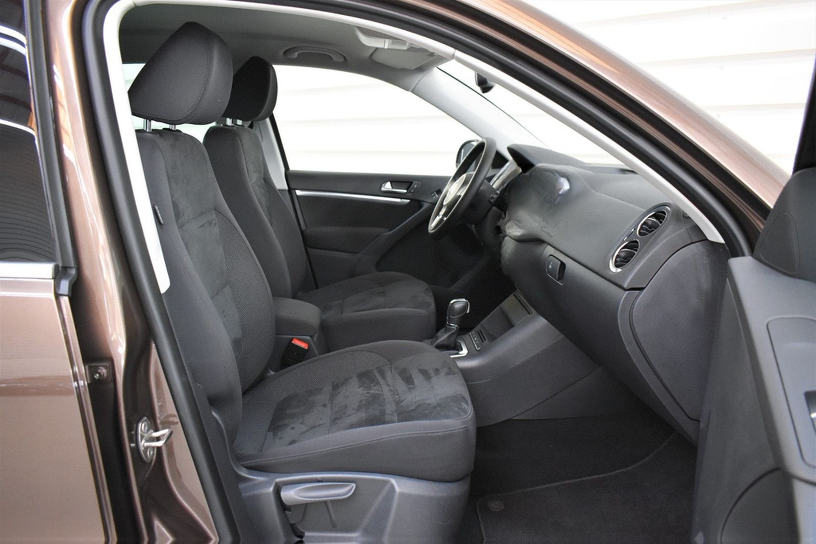 Volkswagen Tiguan Sport&Style 4M+Automatik+SHZ+Tempomat foto 11