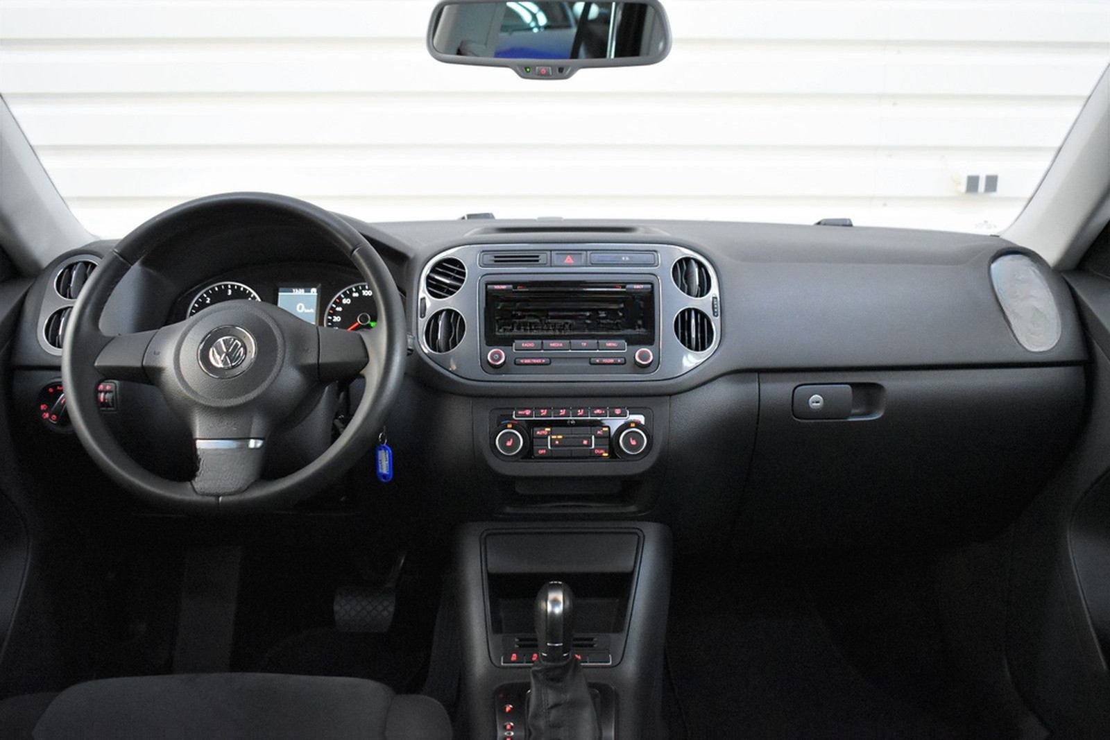 Volkswagen Tiguan Sport&Style 4M+Automatik+SHZ+Tempomat foto 15