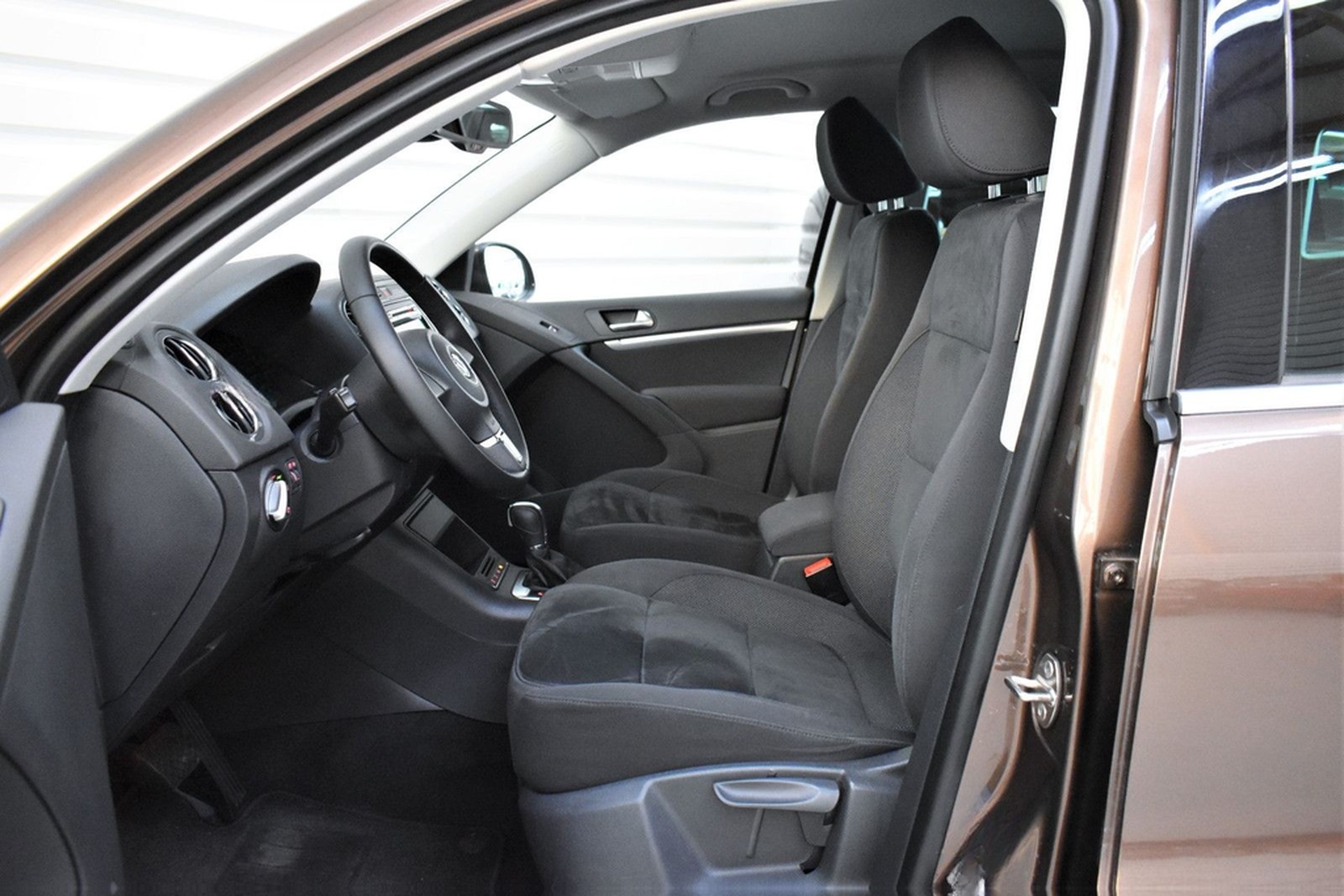 Volkswagen Tiguan Sport&Style 4M+Automatik+SHZ+Tempomat foto 9