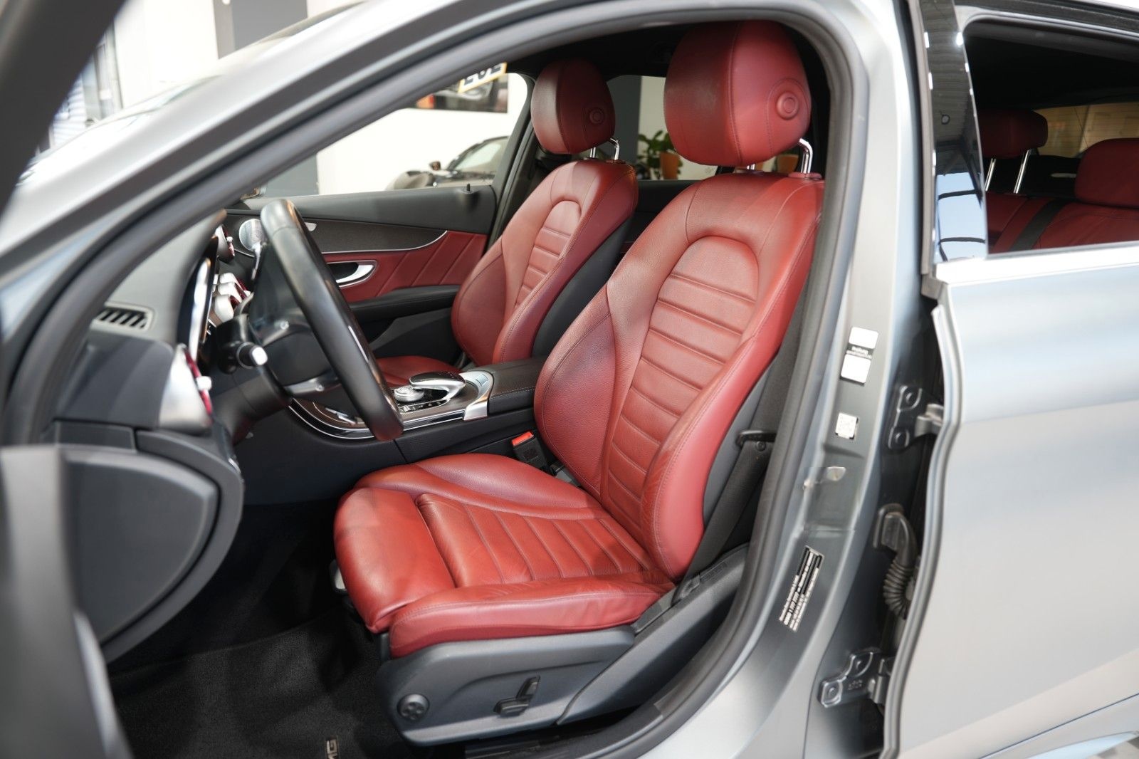 Mercedes-Benz C 300 d T*AMG-LINE*DESIGNO-MAGNO*BURMESTER*LEDER foto 11