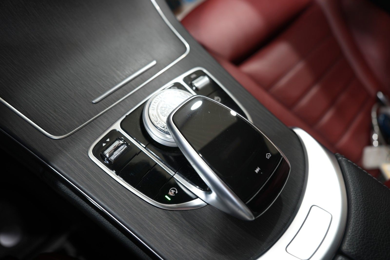 Mercedes-Benz C 300 d T*AMG-LINE*DESIGNO-MAGNO*BURMESTER*LEDER foto 18