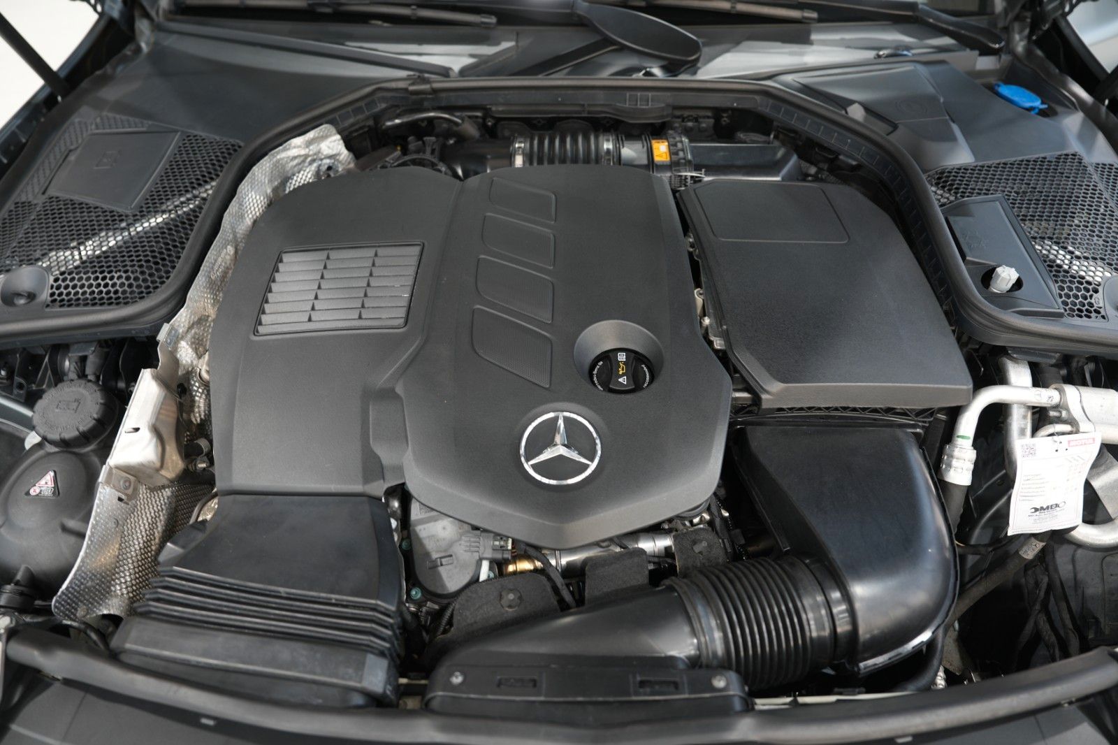 Mercedes-Benz C 300 d T*AMG-LINE*DESIGNO-MAGNO*BURMESTER*LEDER foto 24