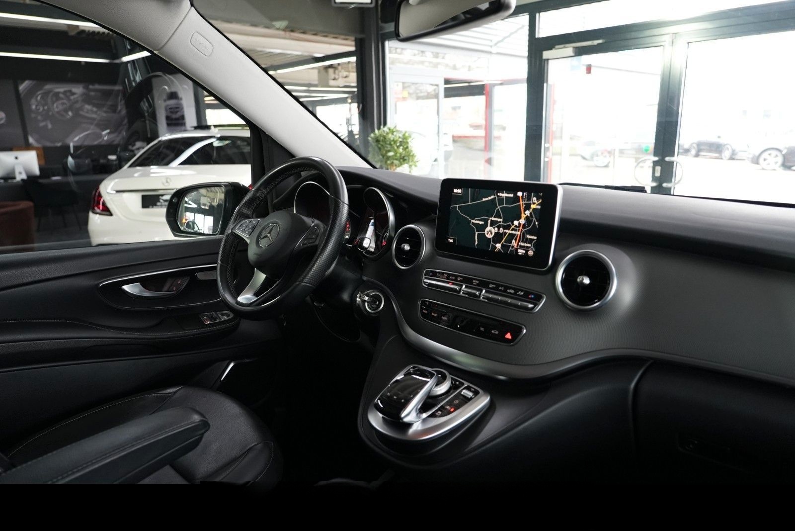 Mercedes-Benz V 220d Avantgarde Edition 4MATIC lang foto 19