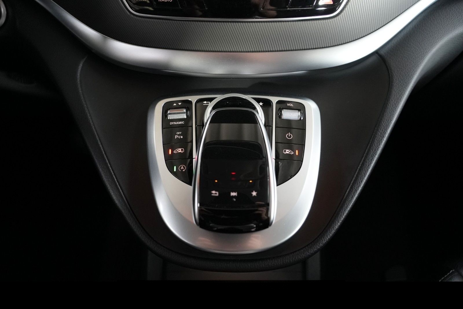 Mercedes-Benz V 220d Avantgarde Edition 4MATIC lang foto 24