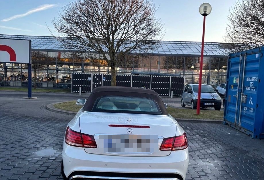Mercedes-Benz E 400 Cabriolet AMG LINE foto 5
