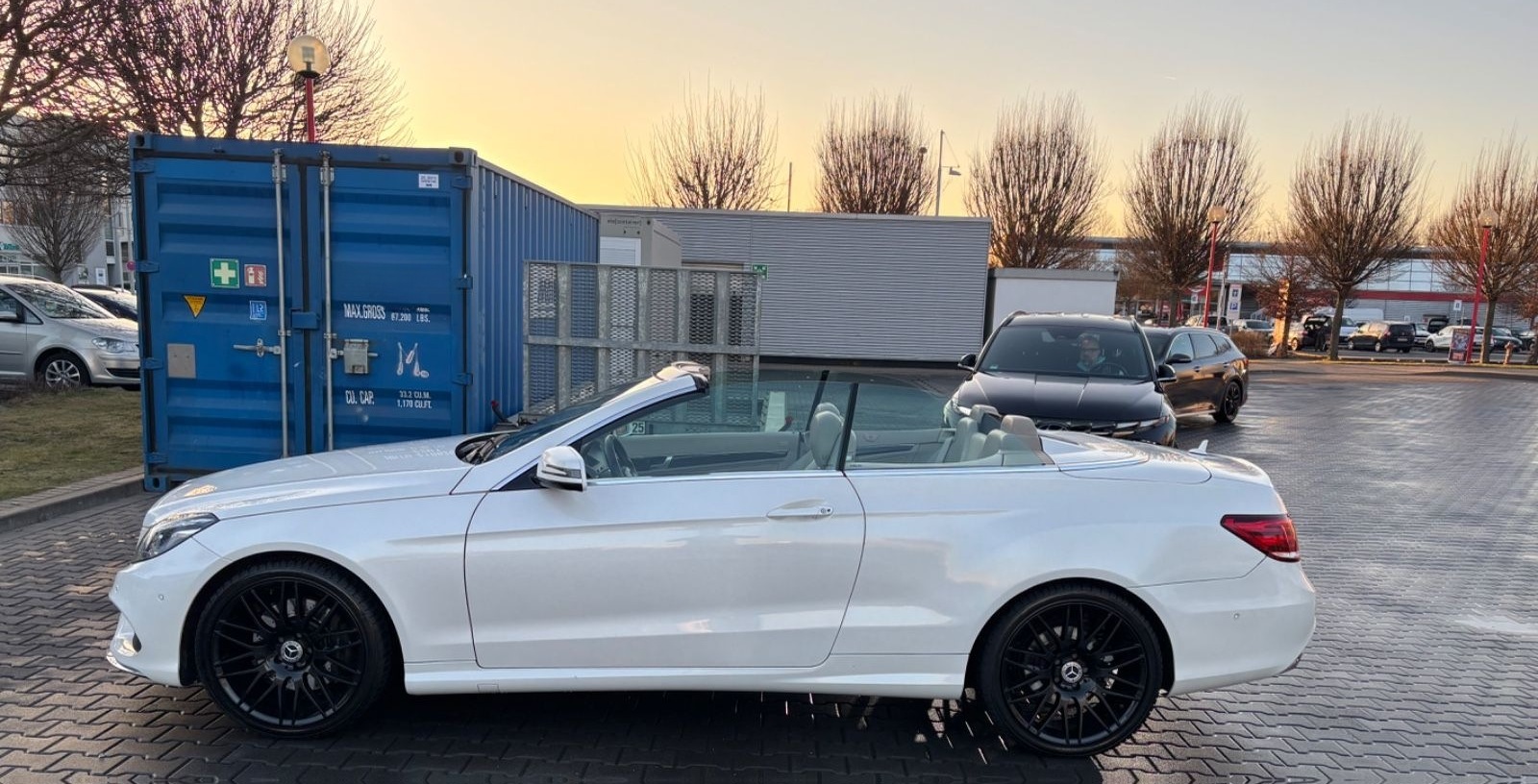 Mercedes-Benz E 400 Cabriolet AMG LINE foto 7