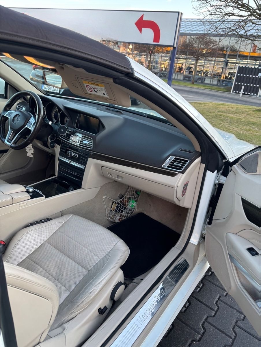 Mercedes-Benz E 400 Cabriolet AMG LINE foto 9
