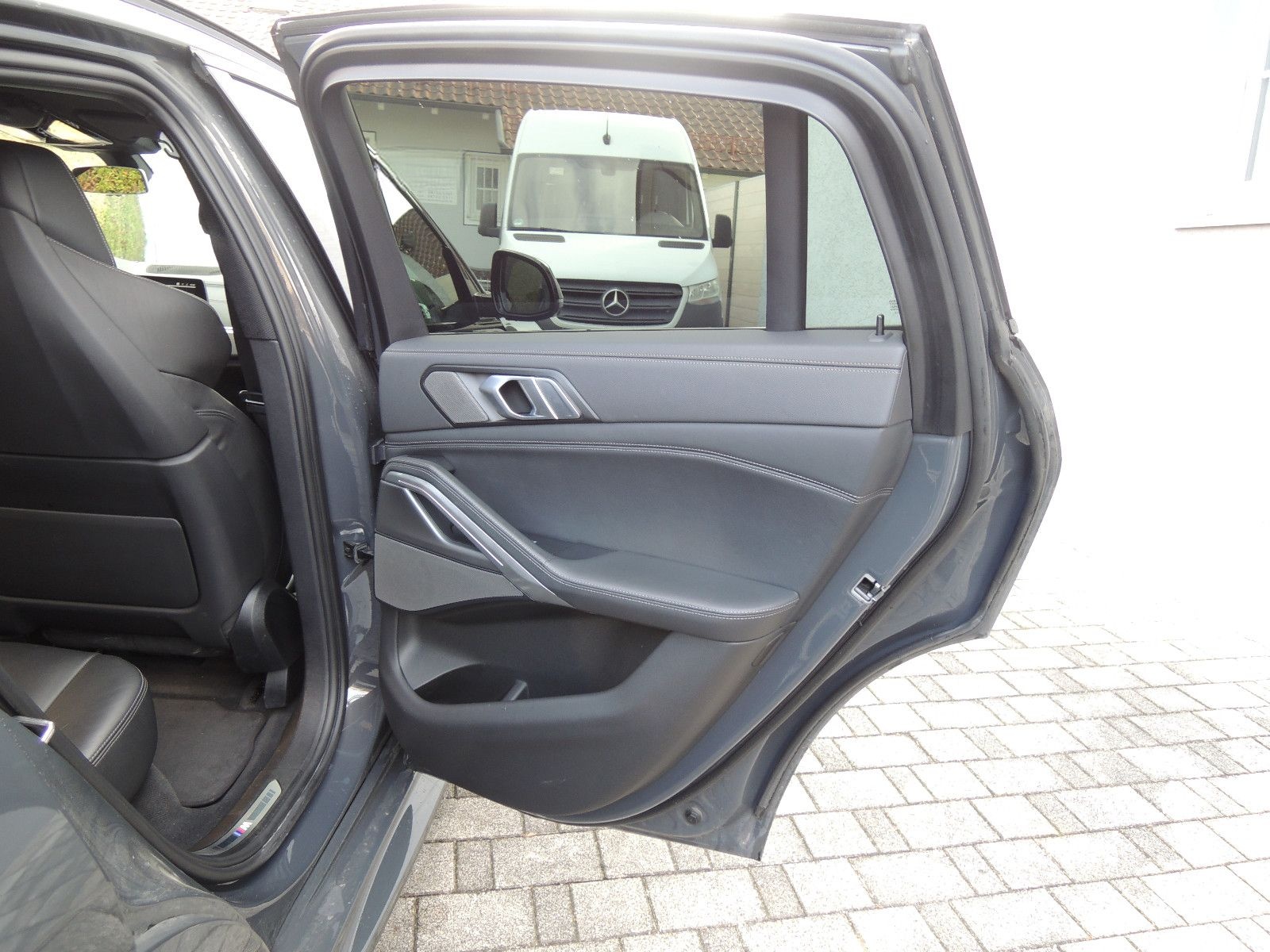 BMW X6 xDrive 40 d M Sport Panoramadach AHK schwenkb foto 16